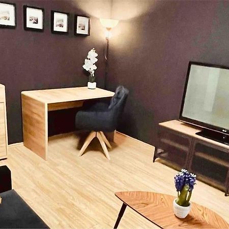 Moderny Apartman S Parkovanim Bratislava Exterior photo