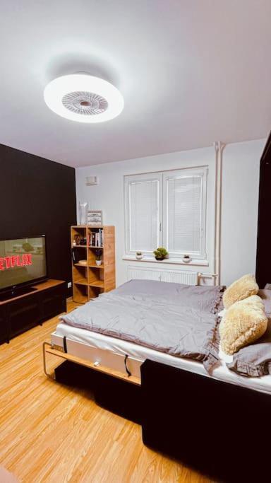 Moderny Apartman S Parkovanim Bratislava Exterior photo
